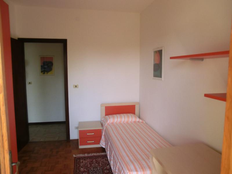 Casa di Marta, Portogruaro - Prima stanza, first singleroom, primera habitación, erste Zimmer